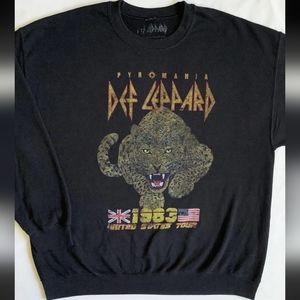 Def Leppard Pyromania Sweatshirt Men's Large Retro Style 1983 Tour Rock Band